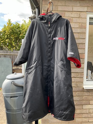 Dryrobe advance size black - dryrobe,