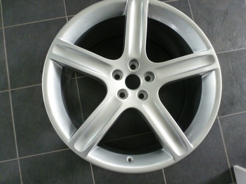 Jaguar calisto alloy wheel - jaguar,