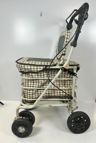 Prestige light check shopping