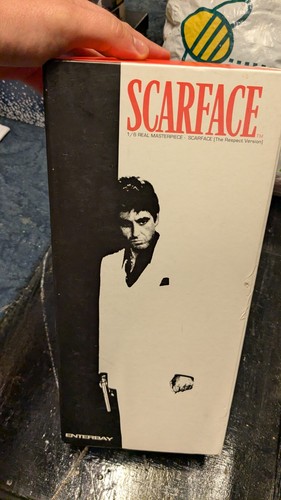 Enterbay scarface respect - enterbay,