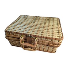 Picnic Hamper Basket & Set