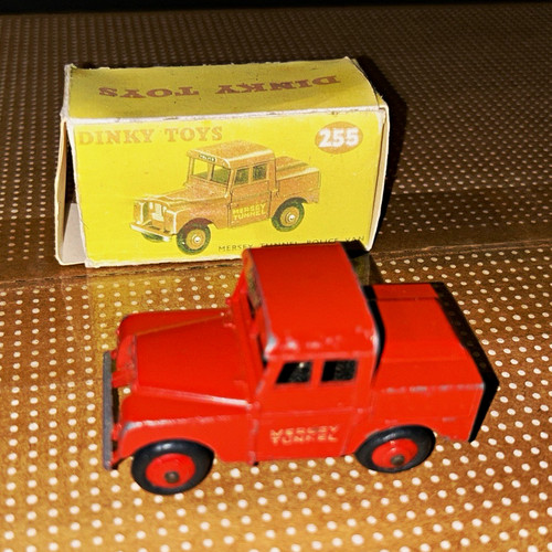 Dinky toys 255 mersey tunnel - 255,