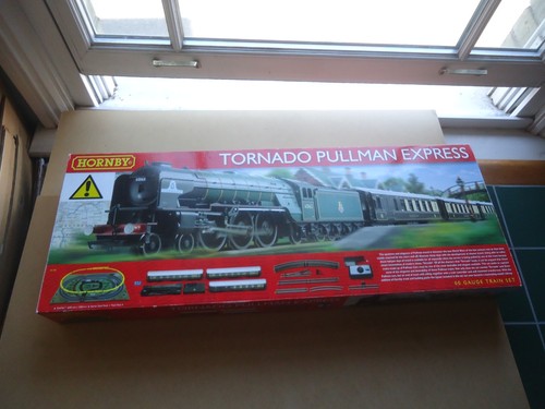 Hornby gauge train set - oo,
