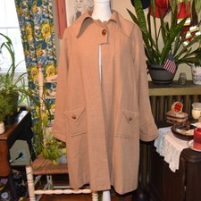 Vintage 1950s–1960s Camel