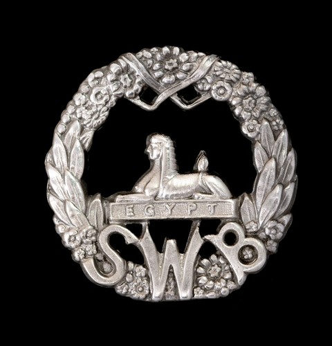 South wales borders cap badge - borders,