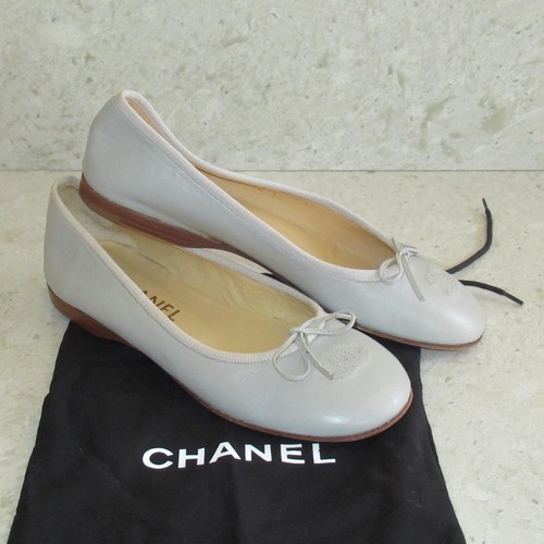 Chanel gray bow lambskin - bow,