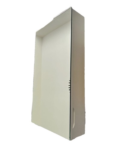 Mirrored wall cabinet for - mirrored,