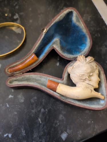 Carved meerschaum tobacco - meerschaum,