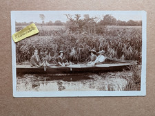 OLD PHOTO MAN WOMEN ROWING BOAT FASHION SOCIAL HISTORY PS 398