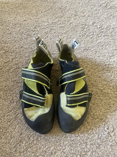 Edelrid grip climbing shoes - e-grip,