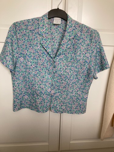Very pretty vintage - very,