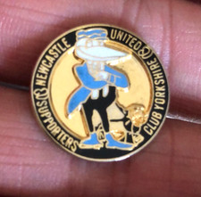 RARE NEWCASTLE UNITED SUPPORTERS CLUB YORKSHIRE  ENAMEL  PIN BADGE