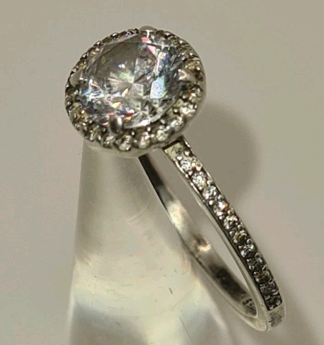Pandora round sparkle halo - round,