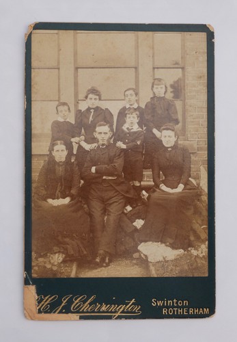 Cabinet card victorian - card, of