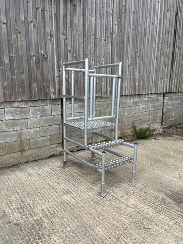 Podium step platform scaffold - podium,