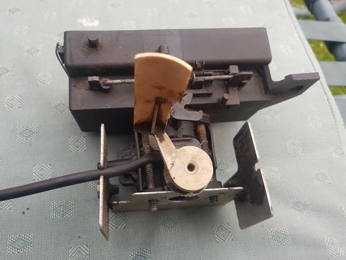 Victa lawnmower carburettor - victa,