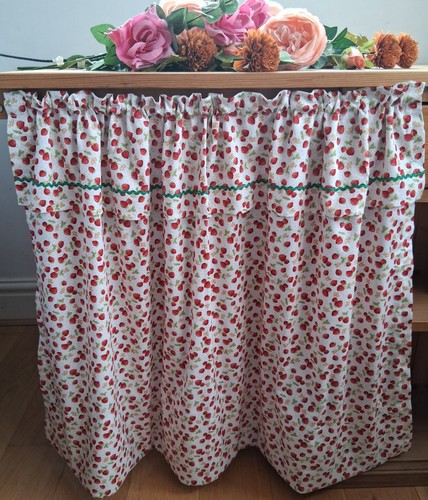 Under counter curtain - under,