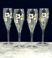 Set of 4 Perrier Jouet Hand