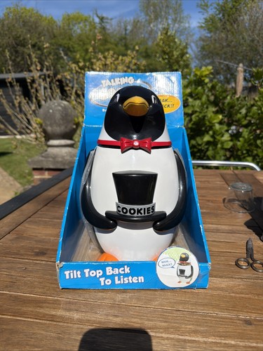 Talking penguin cookie - penguin,