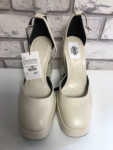 Zara bnwt block heel - bnwt,