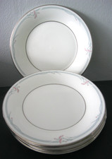 6x Royal Doulton Carnation