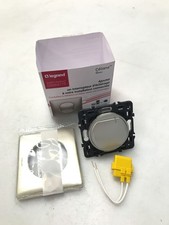 LEGRAND - Switch with dimmer option
