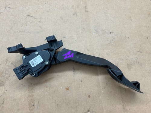Jeep renegade accelertor pedal - jeep,