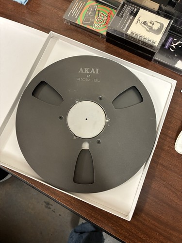 Black r10m metal tape - black, reel