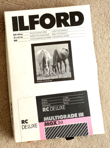 Ilford glossy deluxe - ilford,