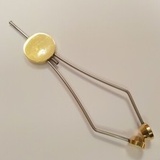 THUMB BOBBIN  HOLDER WITH