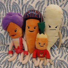 4x Kevin Carrot Family Group