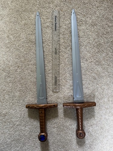 Twin roman style swords - style,