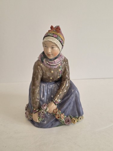 Royal copenhagen figurine fano - royal,