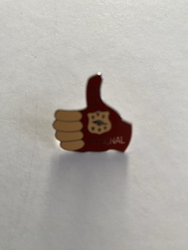 Arsenal pin badge - great, rare