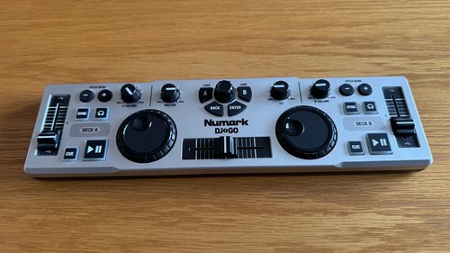 Numark dj2go deck - usb, dj