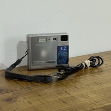 Minolta Dimage Xi 3.2MP Compact Digital Camera Silver Tested - Needs Battery