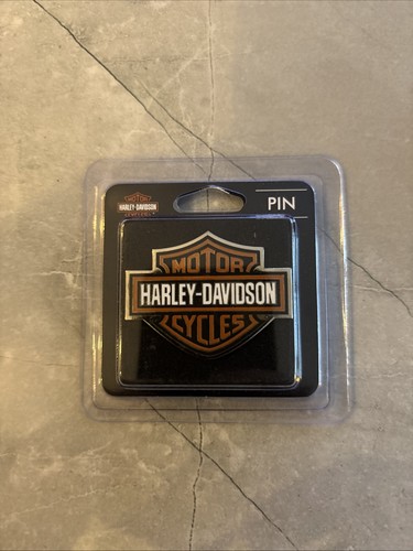Harley davidson motorcycle pin - davidson,
