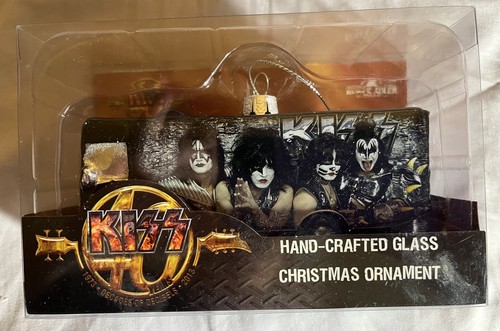 Kiss tour bus - kiss,