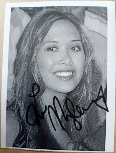 Original autograph myleene - original,