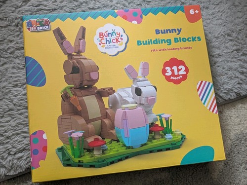 Block tech easter bunny - block,