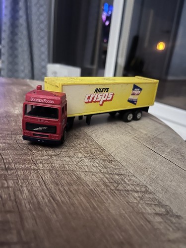 Corgi volvo lorry riley - corgi,