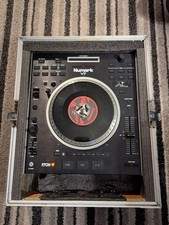 Numark V7 Motorized Digital DJ Turntable Controller With Flight Case 