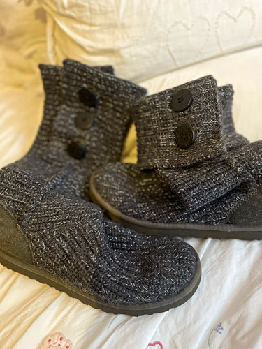Ugg australia grey knit button - ugg,