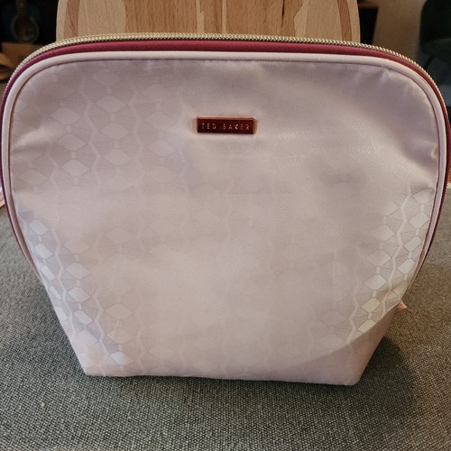 Ted baker toiletry makeup - /,