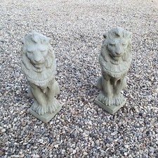 cast stone pair of lion  garden ornament , garden statue , pier cap gate keepers