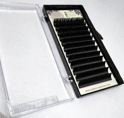 Classic eyelash extensions - eyelash,