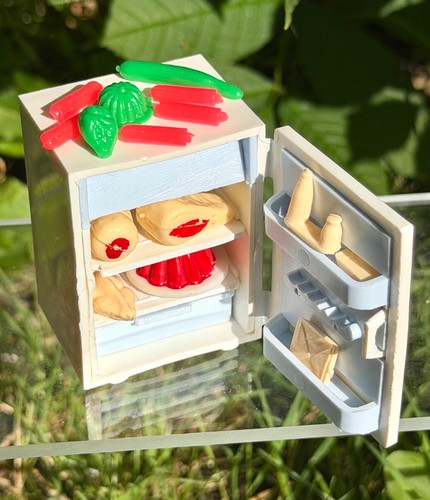 Vintage lundby barton fridge - barton,
