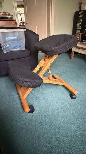 Ergonomic kneeling chair - ergonomic,