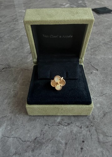 Van cleef arpels alhambra - van,