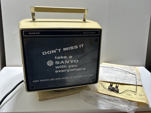 Vintage sanyo solid state - solid,
